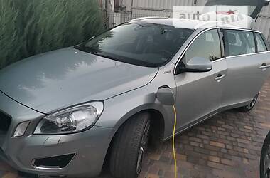 Универсал Volvo V60 2013 в Киеве