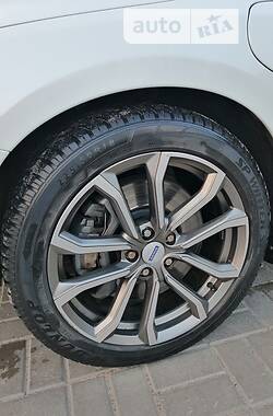 Універсал Volvo V60 2013 в 