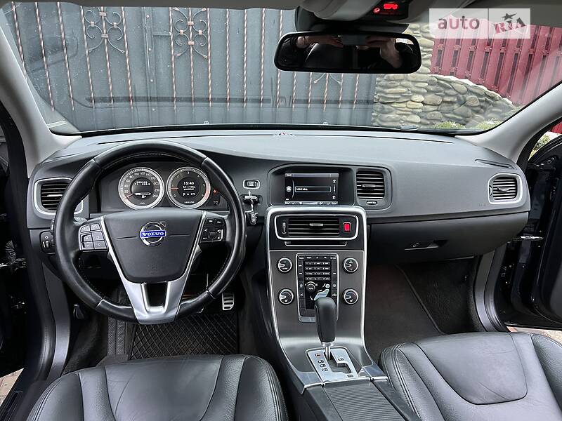 Универсал Volvo V60 2012 в Луцке