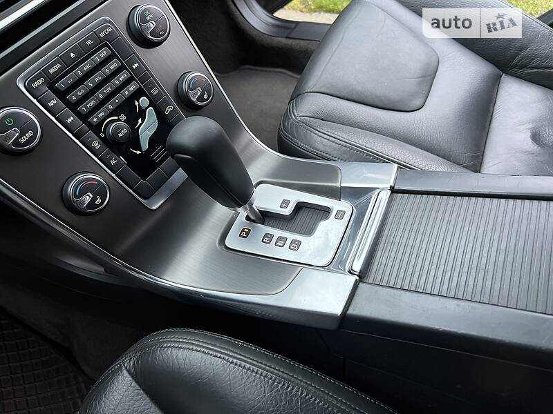 Универсал Volvo V60 2012 в Луцке