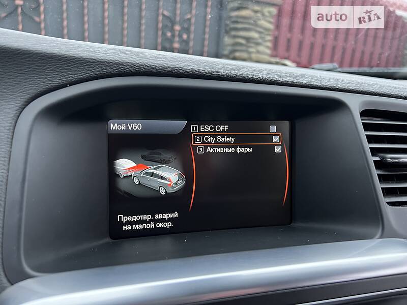 Универсал Volvo V60 2012 в Луцке