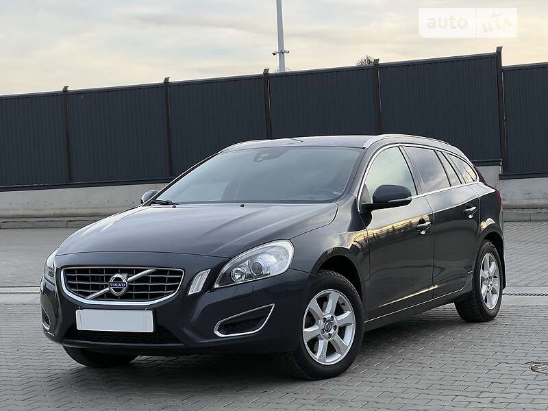 Универсал Volvo V60 2012 в Луцке