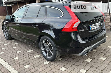 Универсал Volvo V60 2014 в 