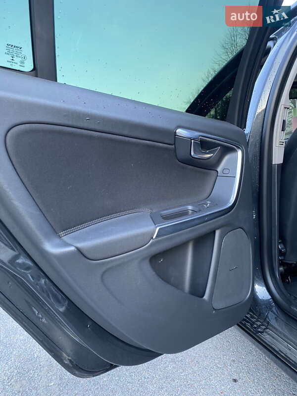 Универсал Volvo V60 2013 в Шостке фото 27 Универсал Volvo V60 2013 в Шостке