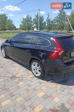Универсал Volvo V60 2011 в 