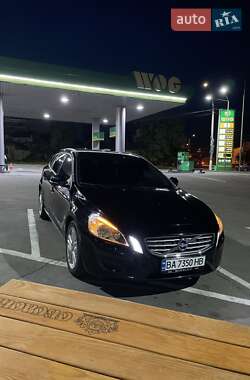 Универсал Volvo V60 2011 в 