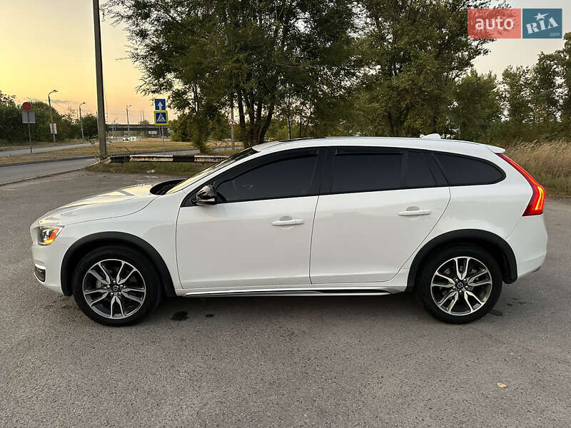 Универсал Volvo V60 2015 в Днепре фото 10 Универсал Volvo V60 2015 в Днепре