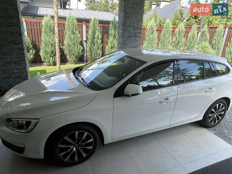 Універсал Volvo V60 2017 в Києві