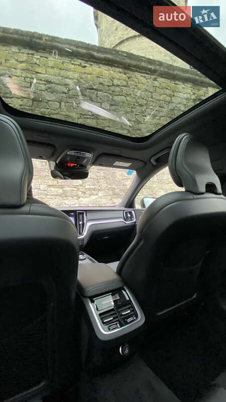 Универсал Volvo V60 2018 в Каменец-Подольском