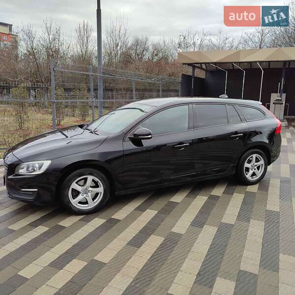 Универсал Volvo V60 2015 в Ужгороде