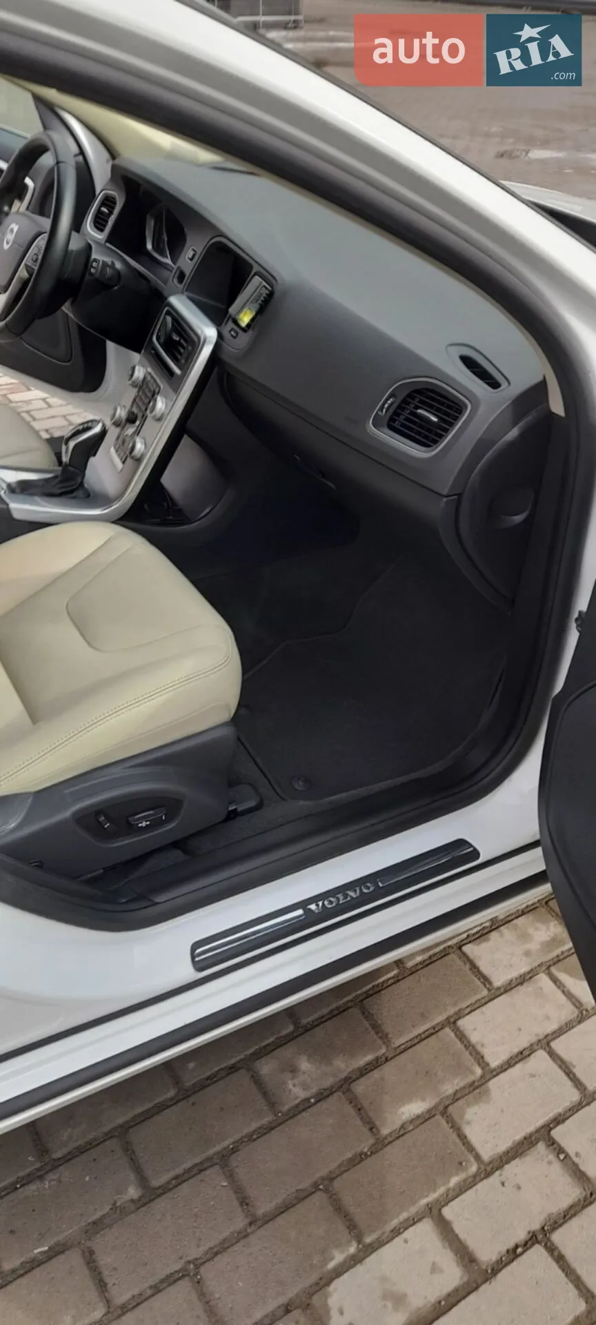2016 Volvo V60 - мініатюра 3