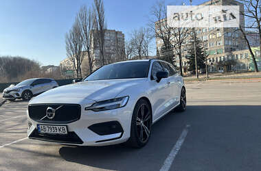 Универсал Volvo V60 2018 в Виннице