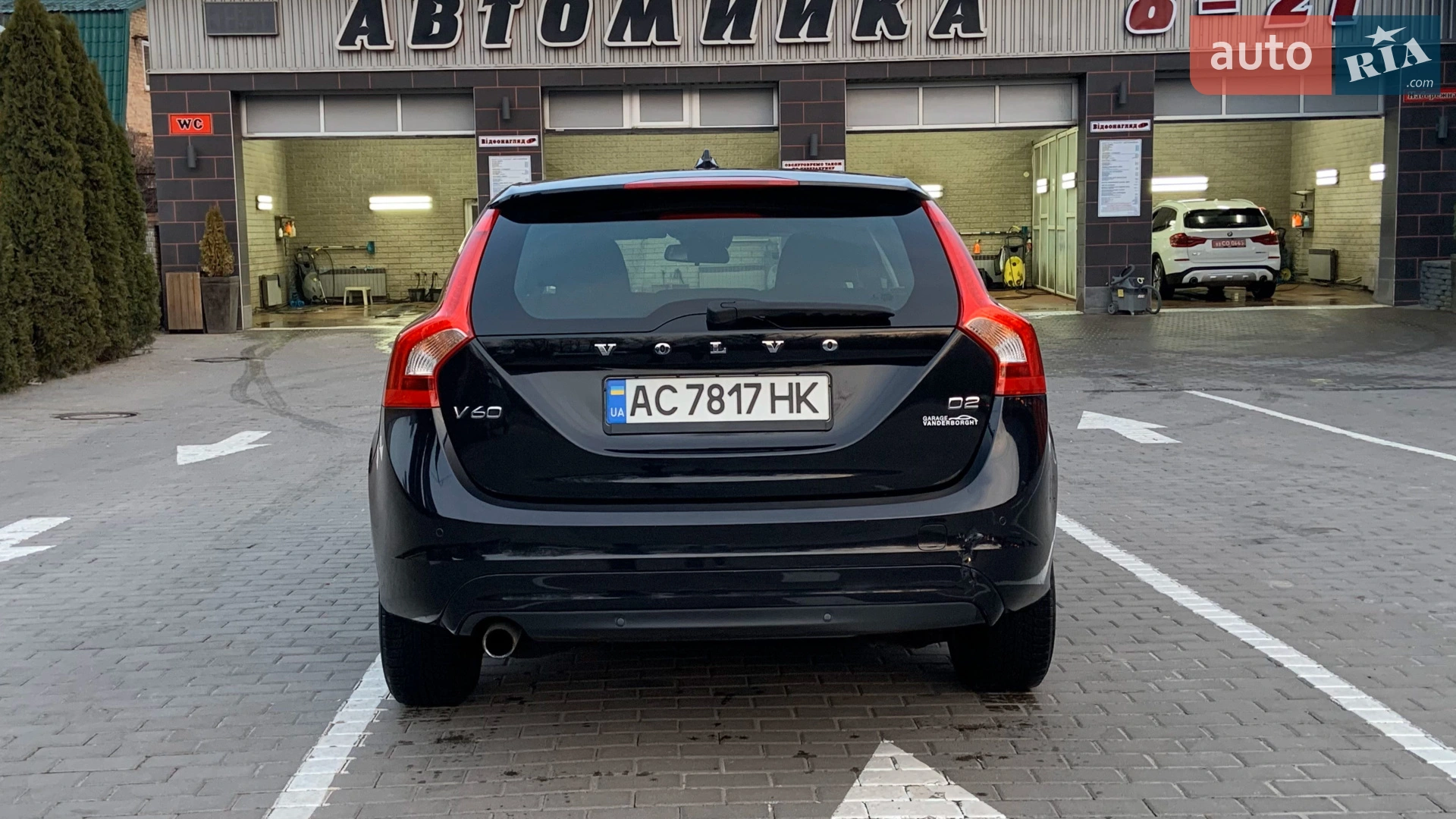 2015 Volvo V60 - мініатюра 6