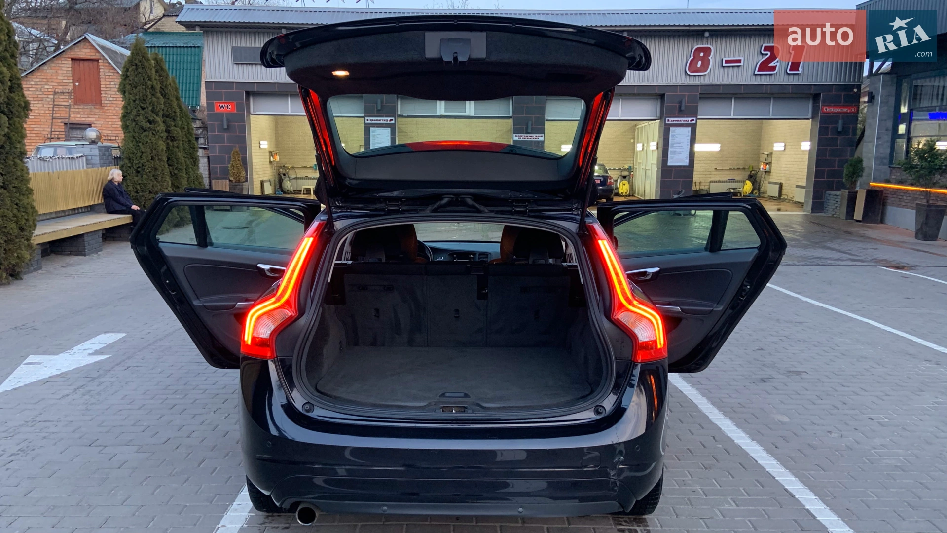 2015 Volvo V60 - мініатюра 14