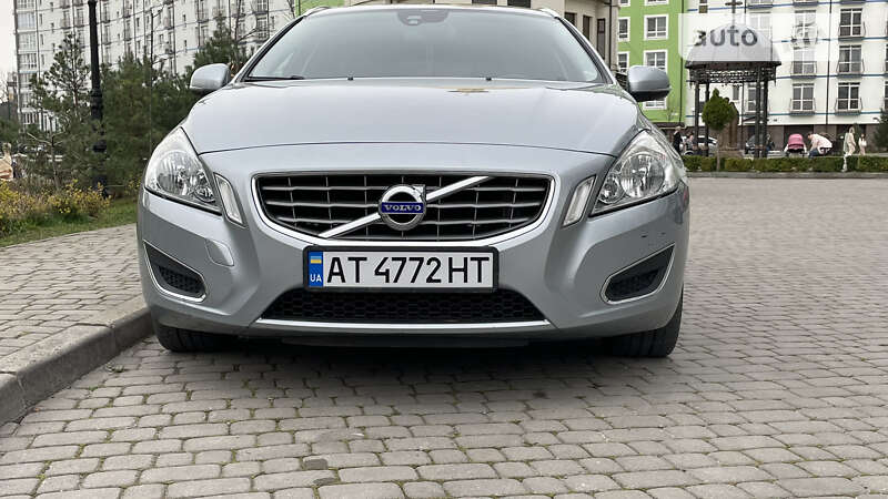 Універсал Volvo V60 2012 в Івано-Франківську