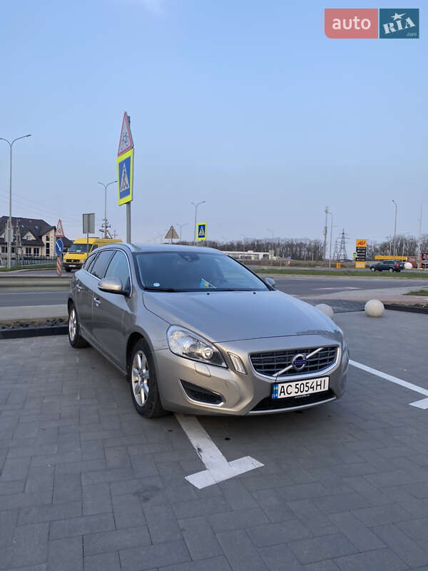 Volvo V60 2012