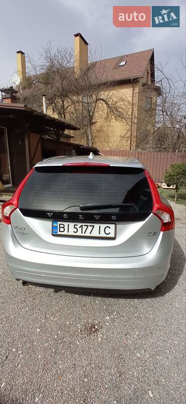 Универсал Volvo V60 2016 в Полтаве