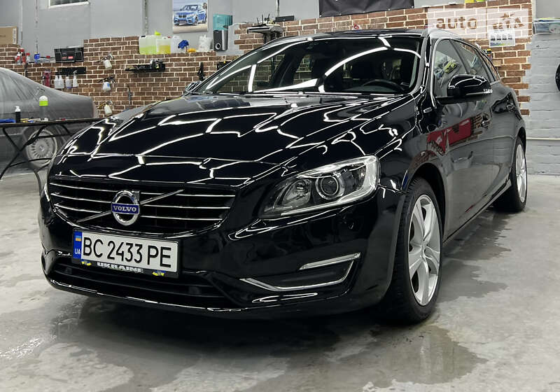 Універсал Volvo V60 2013 в Львові
