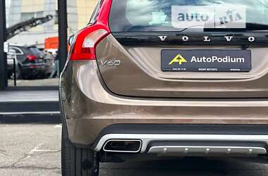 Универсал Volvo V60 2018 в Киеве