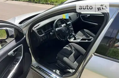 Volvo V60 2014