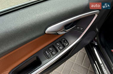 Универсал Volvo V60 2011 в 