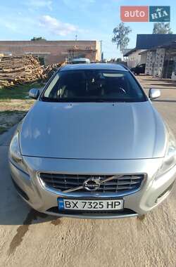 Универсал Volvo V60 2011 в Славуте