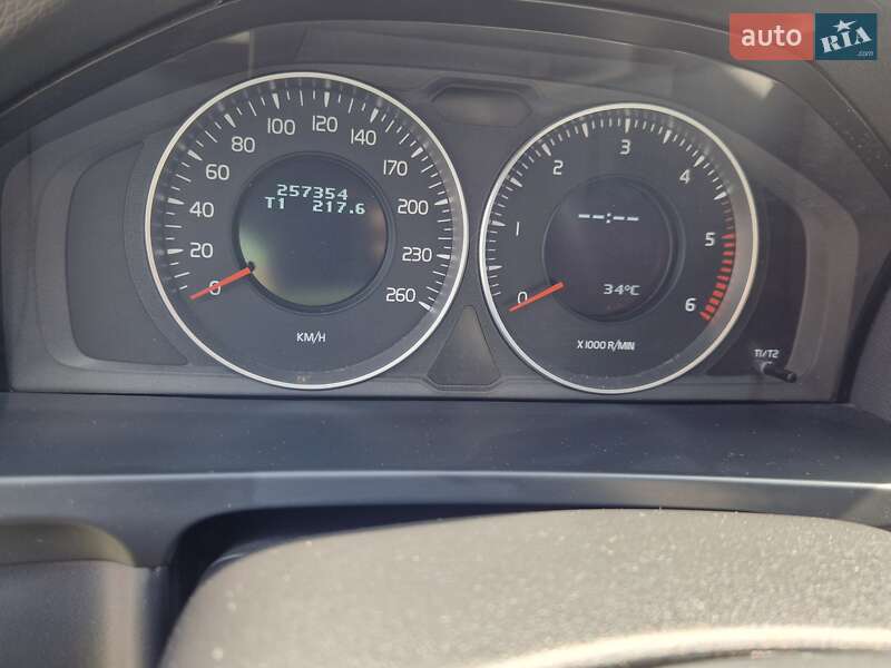 Универсал Volvo V60 2012 в Киеве