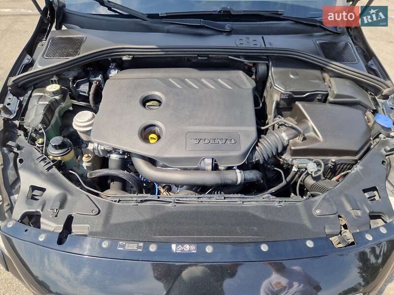 Универсал Volvo V60 2012 в Киеве