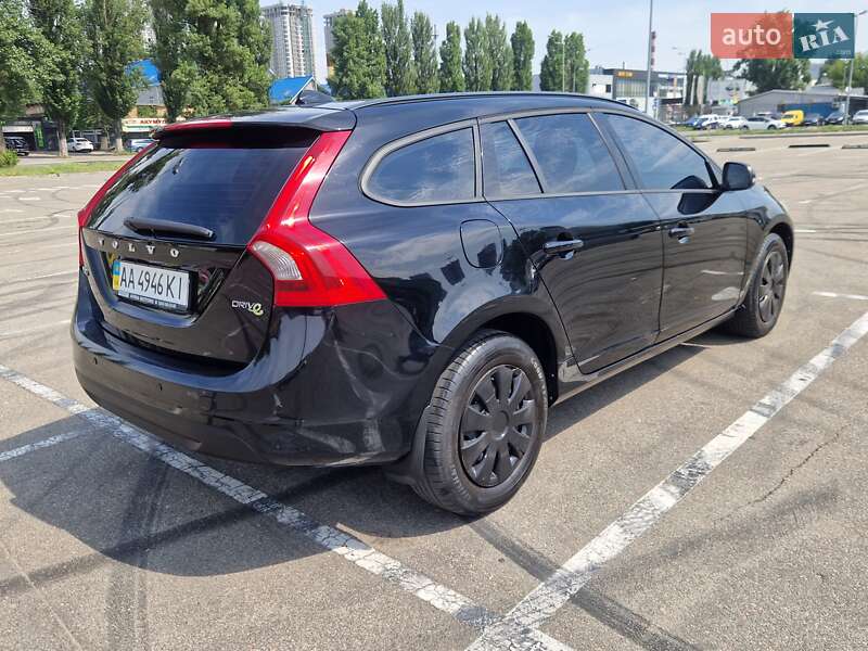Универсал Volvo V60 2012 в Киеве