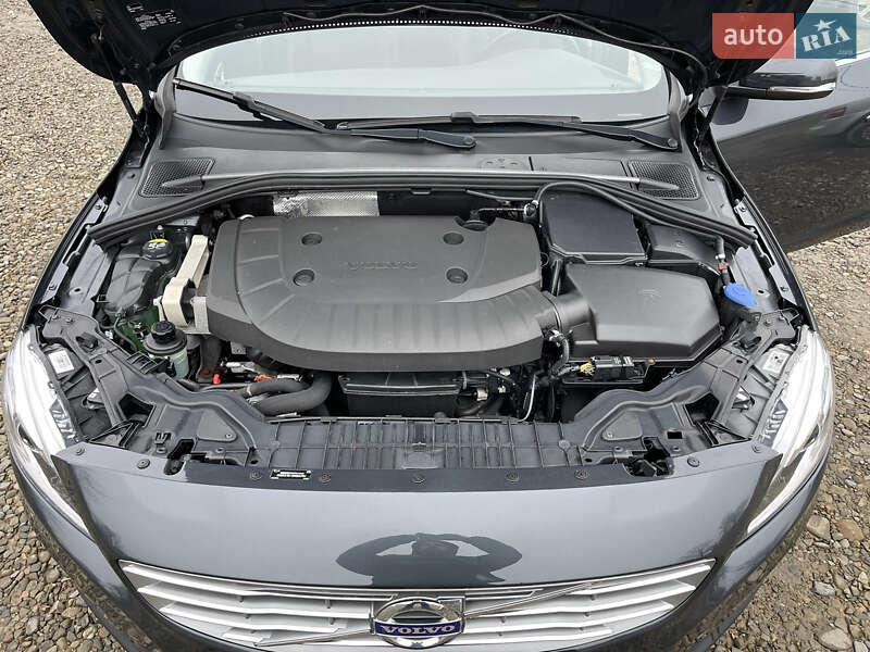 Универсал Volvo V60 2015 в Черновцах фото 8 Универсал Volvo V60 2015 в Черновцах