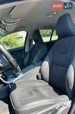 Универсал Volvo V60 2012 в 