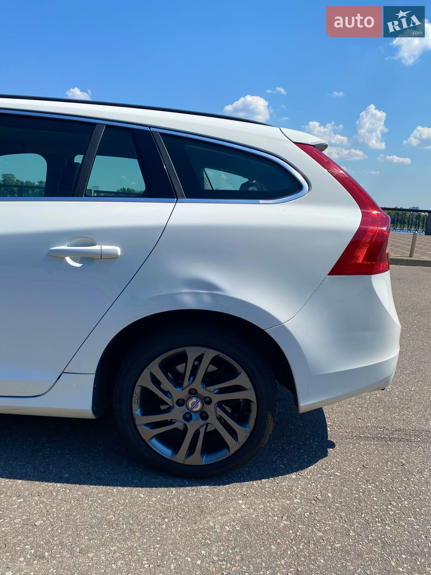 2014 Volvo V60 - мініатюра 7