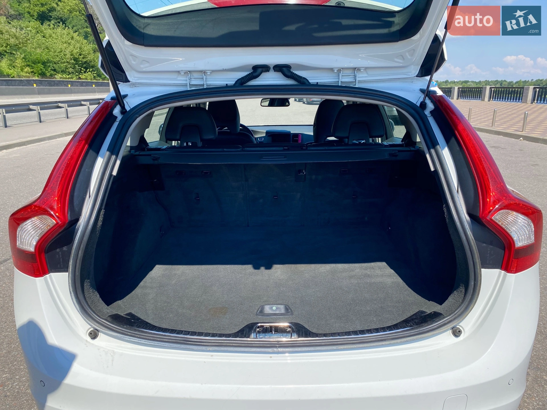 2014 Volvo V60 - мініатюра 24