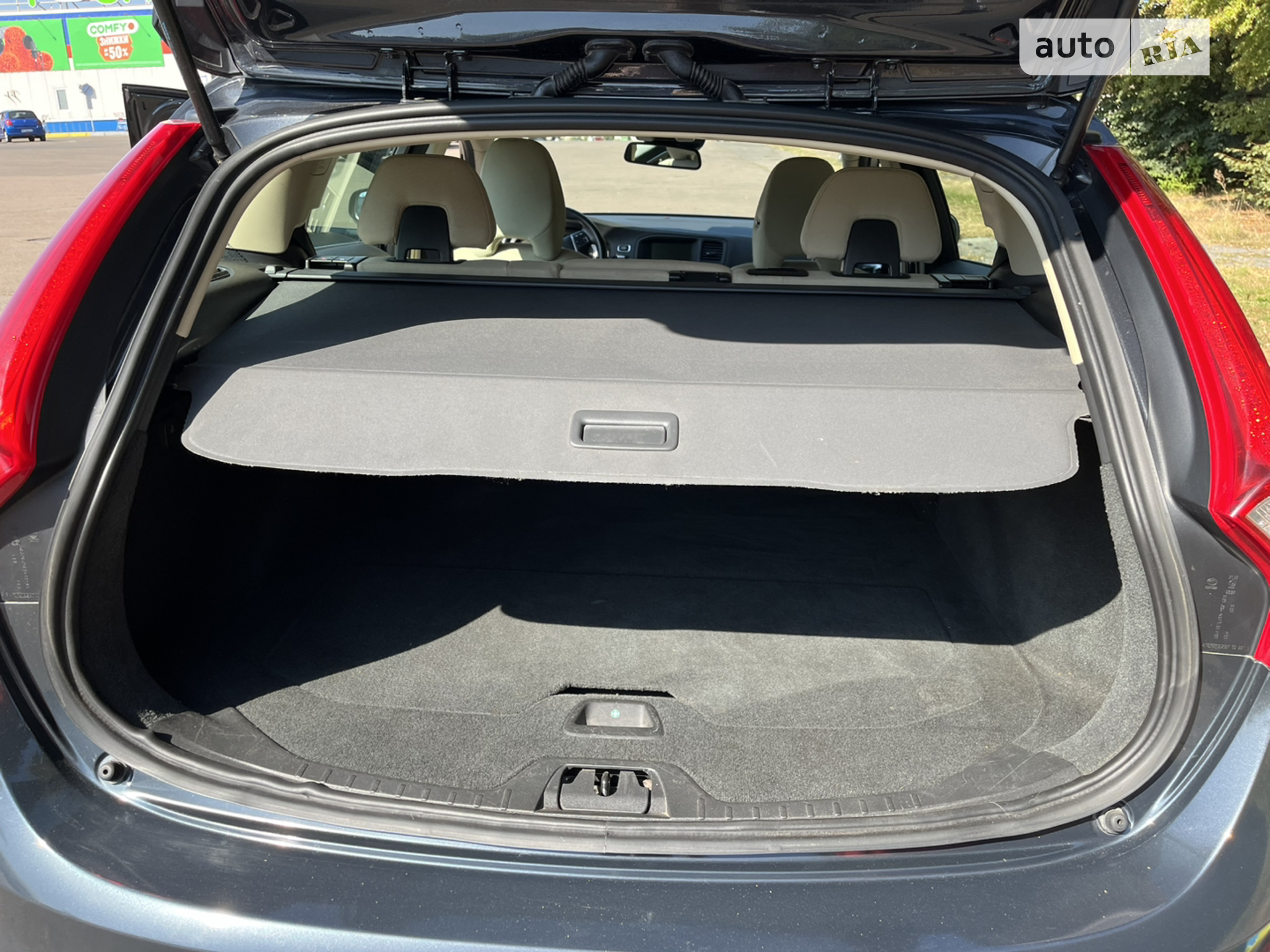 2010 Volvo V60 - мініатюра 17