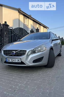 Універсал Volvo V60 2012 в Рівному