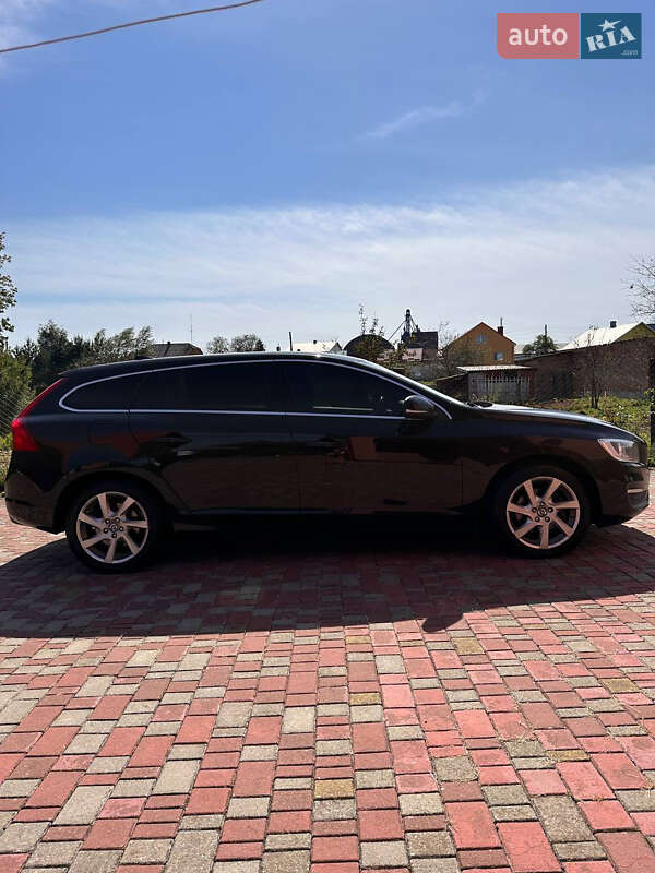 Универсал Volvo V60 2013 в Львове