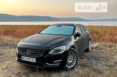 Універсал Volvo V60 2016 в Тернополі