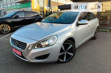 Универсал Volvo V60 2011 в Киеве