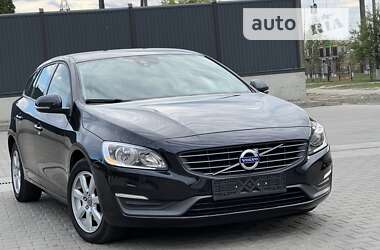 Універсал Volvo V60 2014 в Луцьку