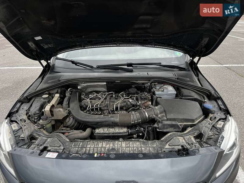 Универсал Volvo V60 2015 в Львове фото 21 Универсал Volvo V60 2015 в Львове