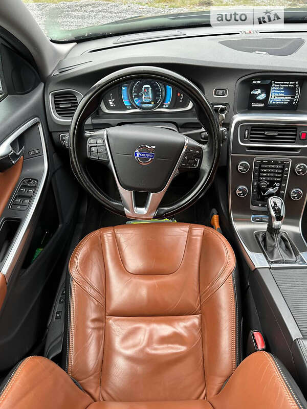 Универсал Volvo V60 2013 в Коростене фото 16 Универсал Volvo V60 2013 в Коростене