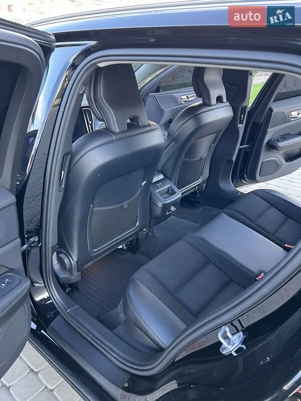 Универсал Volvo V60 2018 в Снятине