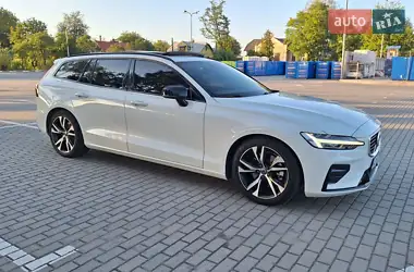 Volvo V60 2020