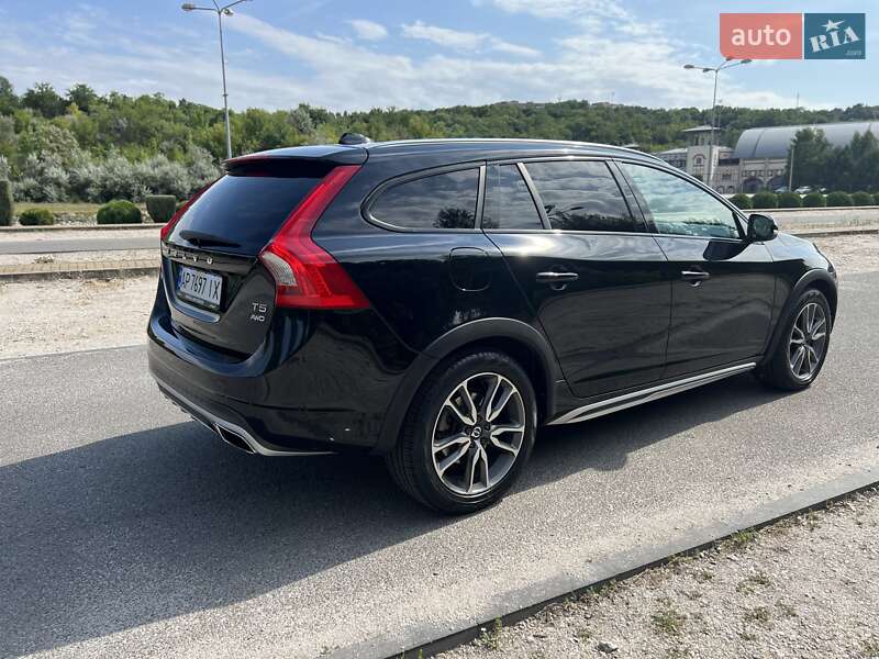 Універсал Volvo V60 2015 в Дніпрі фото 3 Універсал Volvo V60 2015 в Дніпрі