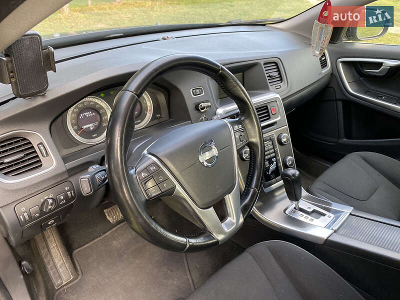 Универсал Volvo V60 2011 в Дрогобыче
