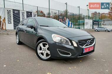 Универсал Volvo V60 2011 в Киеве