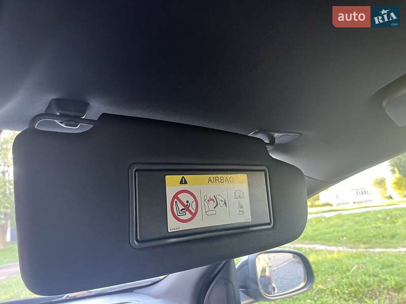 Универсал Volvo V60 2014 в Львове фото 17 Универсал Volvo V60 2014 в Львове