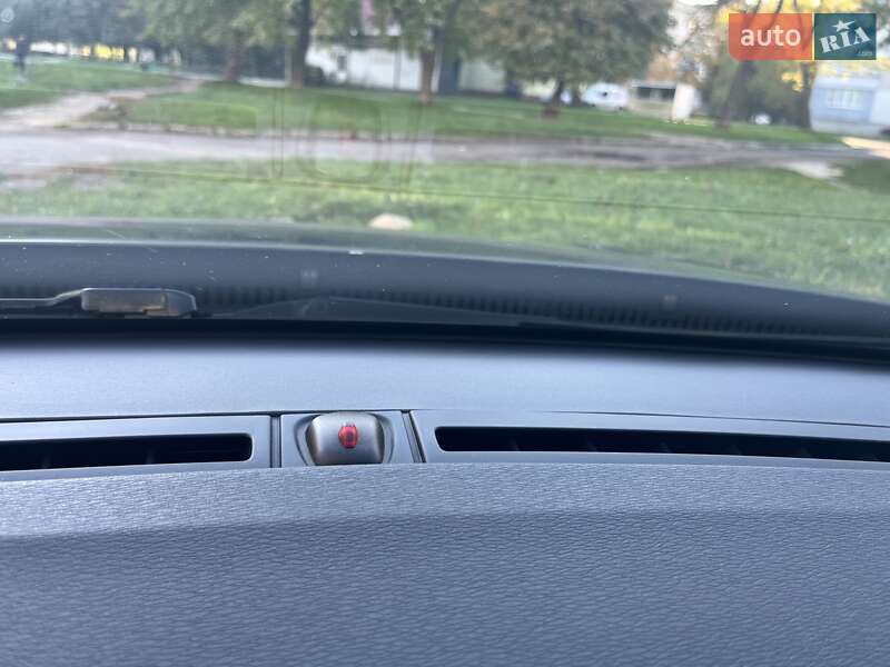 Универсал Volvo V60 2014 в Львове фото 21 Универсал Volvo V60 2014 в Львове