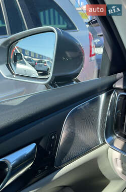 Универсал Volvo V60 2019 в 
