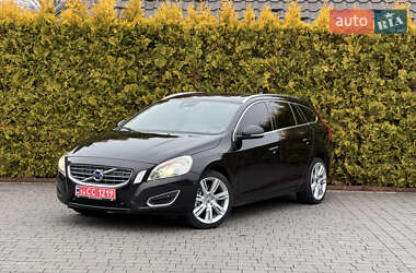 Універсал Volvo V60 2011 в Стрию